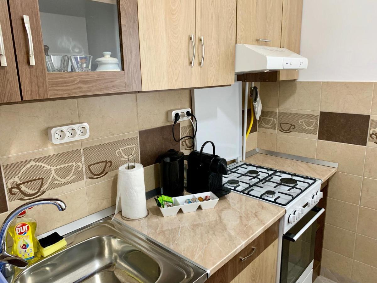 Hajdúszoboszló Anita Apartman מראה חיצוני תמונה